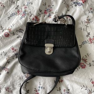 Faux leather bag/purse